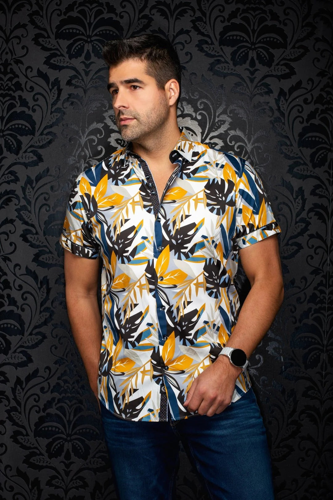 Au Noir Stretch Short Sleeve Shirt | Greenwild Gold