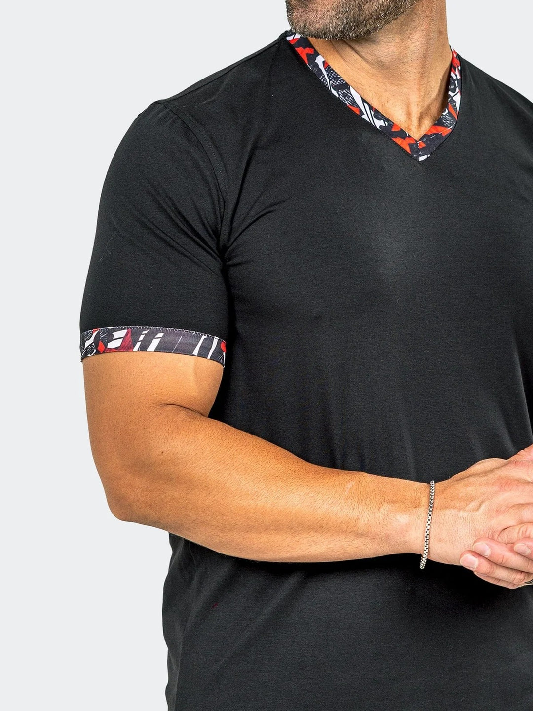 Maceoo Stretch Short-Sleeve Tshirts | Edison Marthyr Black V-Neck Tee