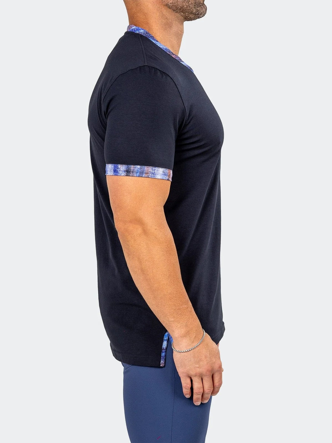 Maceoo Stretch Short-Sleeve Tshirts | Edison Marthyr Navy V-Neck Tee